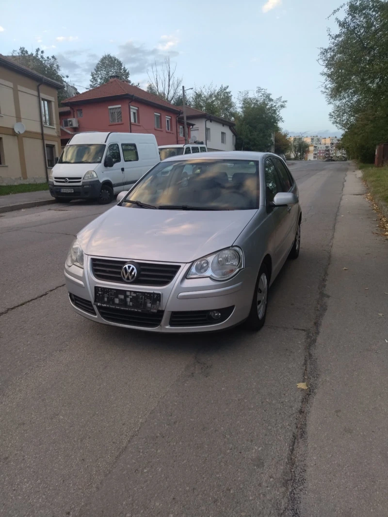 VW Polo, снимка 2 - Автомобили и джипове - 46219435