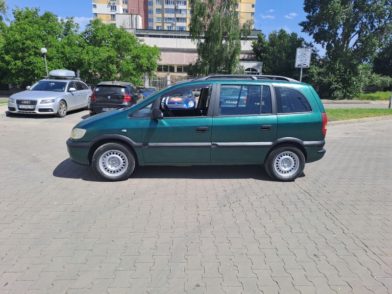 Opel Zafira, снимка 1 - Автомобили и джипове - 46293957