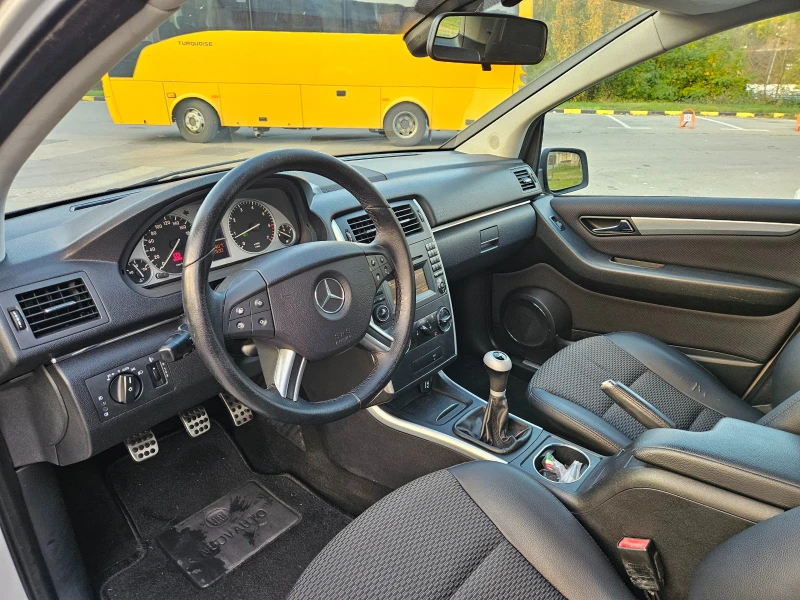 Mercedes-Benz B 150 1.5 Facelift/Sport/Koja/Navig, снимка 10 - Автомобили и джипове - 47780823