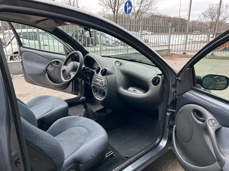 Ford Ka, снимка 9 - Автомобили и джипове - 48433192