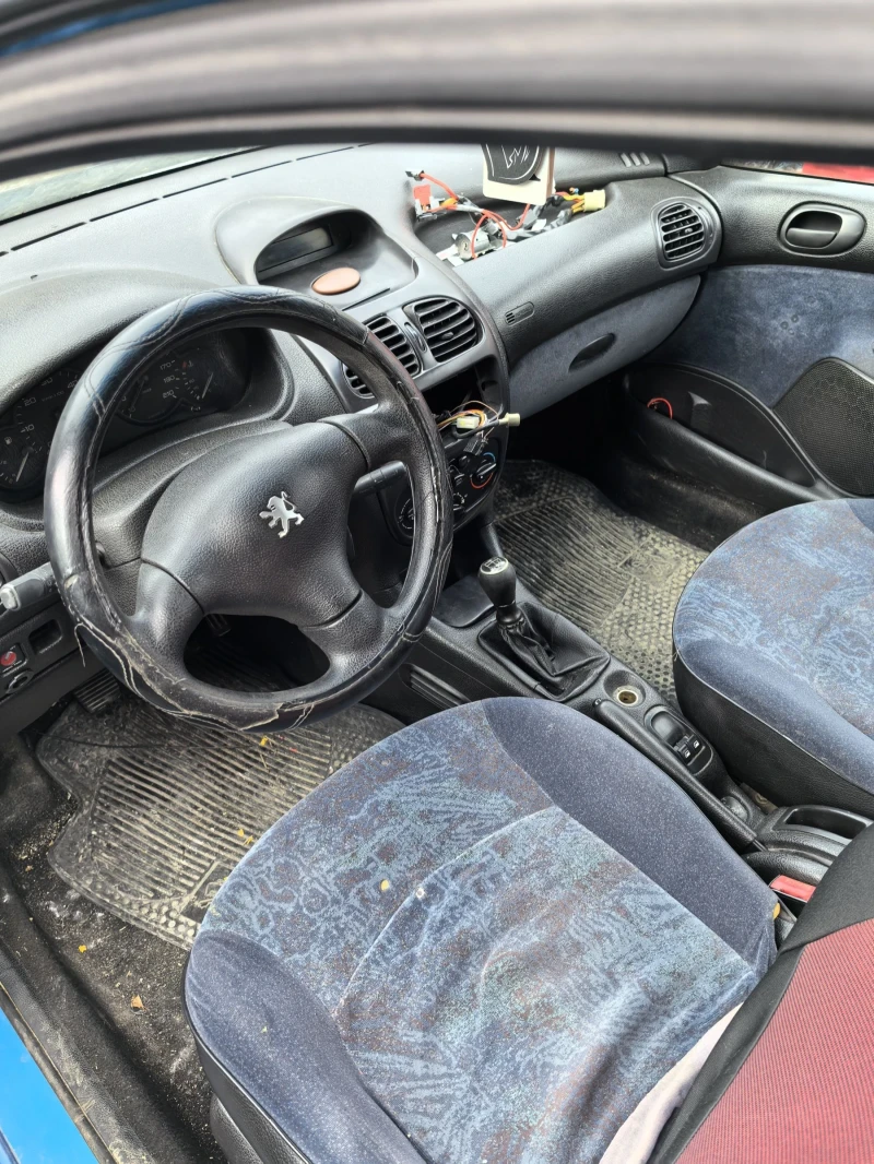 Peugeot 206 1.9 дизел , снимка 6 - Автомобили и джипове - 48900580