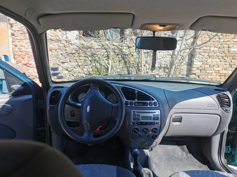 Ford Fiesta 1.8, снимка 9 - Автомобили и джипове - 49249586