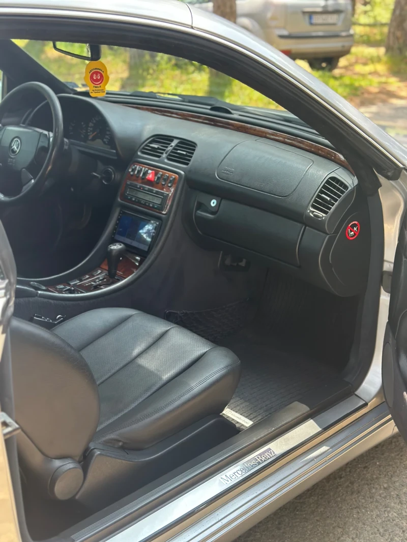 Mercedes-Benz CLK 320 GAZ/BENZIN, снимка 11 - Автомобили и джипове - 52383262