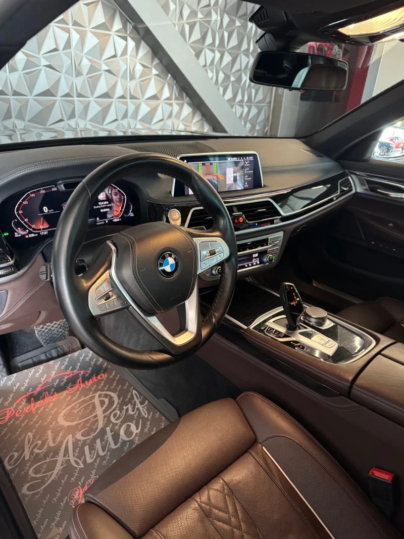 BMW 730 d* xDrive* FULL Екстри* M PACKET * HEAD UP* Шибеда, снимка 10 - Автомобили и джипове - 51472065