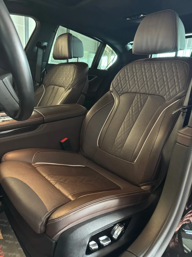 BMW 730 d* xDrive* FULL Екстри* M PACKET * HEAD UP* Шибеда, снимка 16 - Автомобили и джипове - 51472065