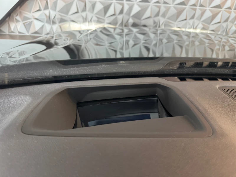 BMW 730 d* xDrive* FULL Екстри* M PACKET * HEAD UP* Шибеда, снимка 15 - Автомобили и джипове - 51472065