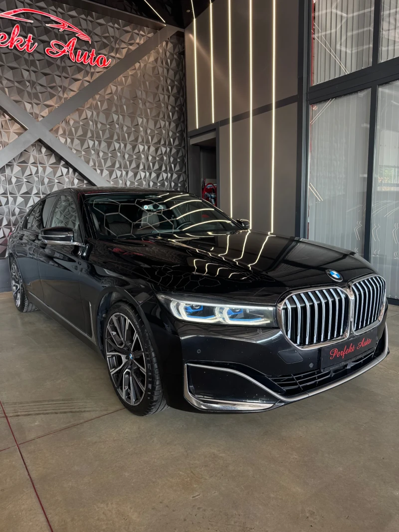 BMW 730 d* xDrive* FULL Екстри* M PACKET * HEAD UP* Шибеда