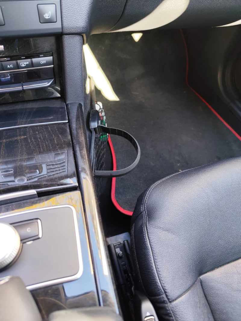 Mercedes-Benz E 250 Avantgarde , снимка 14 - Автомобили и джипове - 52263717