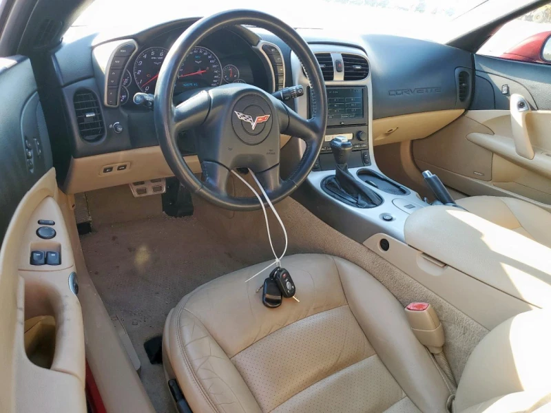 Chevrolet Corvette * Възможност за Лизинг* , снимка 8 - Автомобили и джипове - 52299300