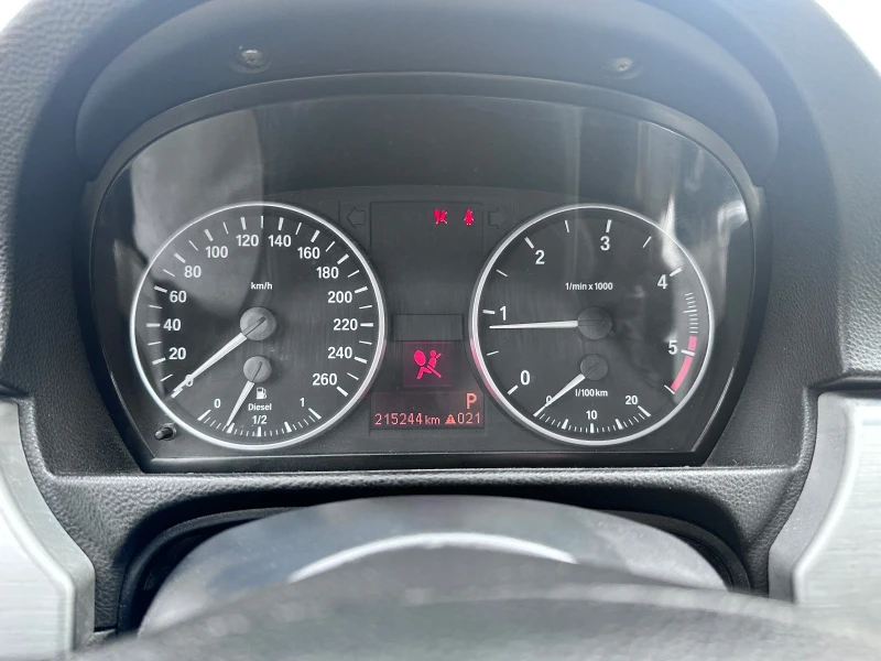 BMW 320, снимка 9 - Автомобили и джипове - 52542839