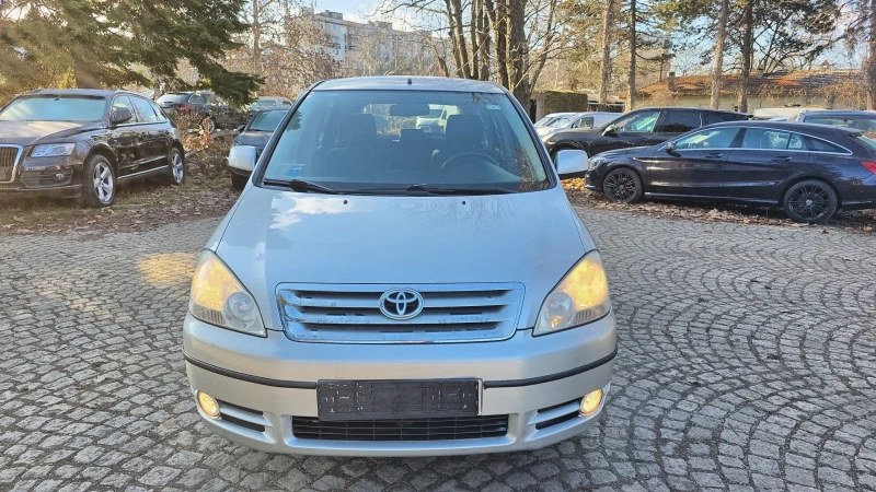 Toyota Avensis verso 2.0d4d 116k.c. 7 местна, снимка 3 - Автомобили и джипове - 52943383