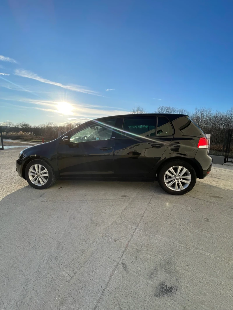 VW Golf 1.6TDI-105к.с., снимка 6 - Автомобили и джипове - 53124152