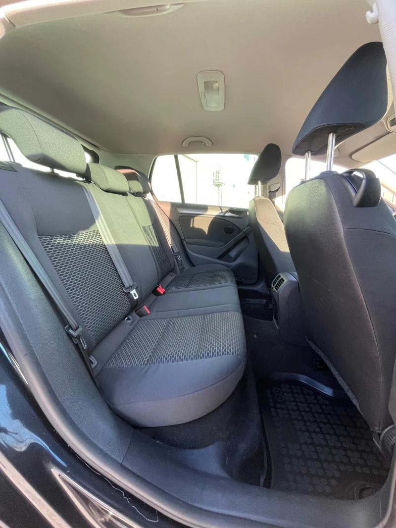 VW Golf 1.6TDI-105к.с., снимка 16 - Автомобили и джипове - 53124152