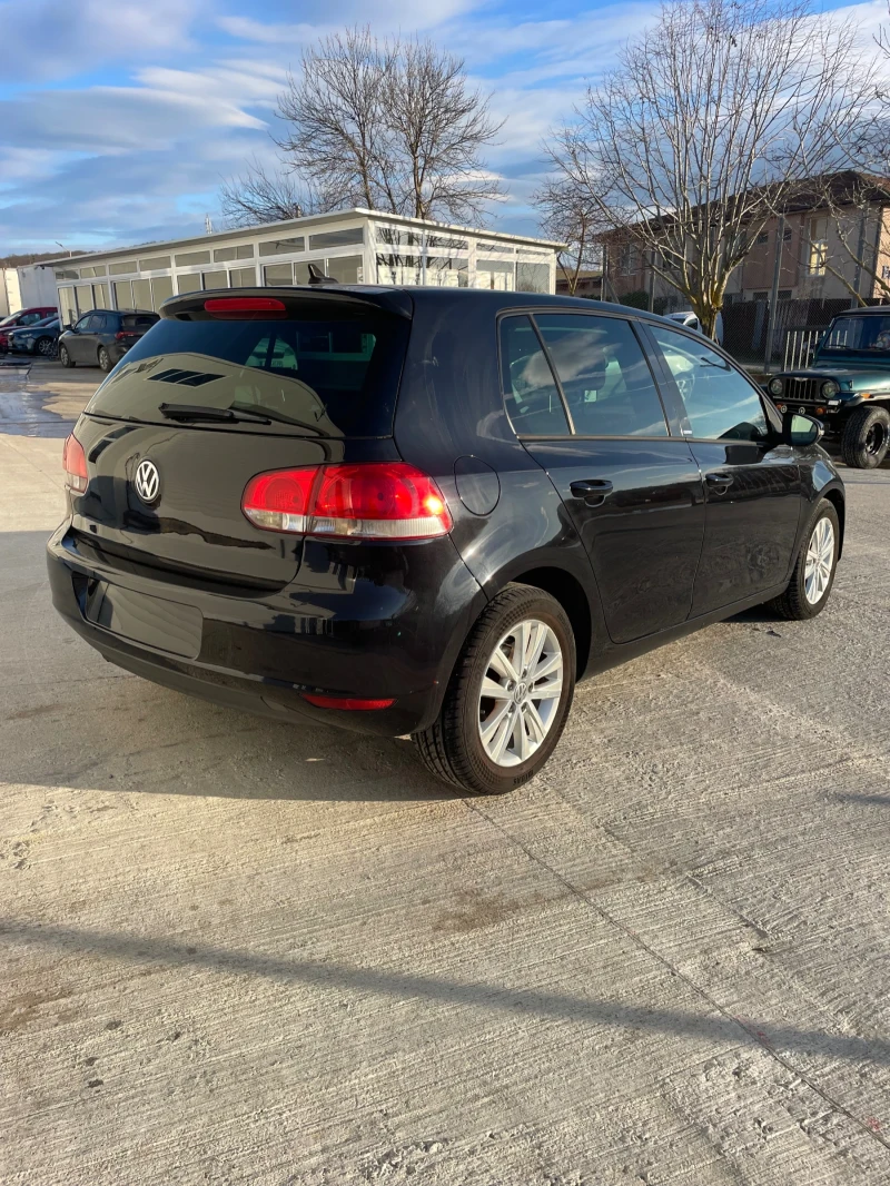 VW Golf 1.6TDI-105к.с., снимка 4 - Автомобили и джипове - 53124152