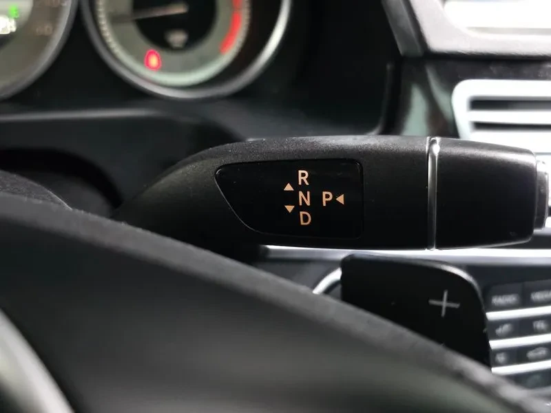 Mercedes-Benz E 220 | Mobile.bg � ����������� 9