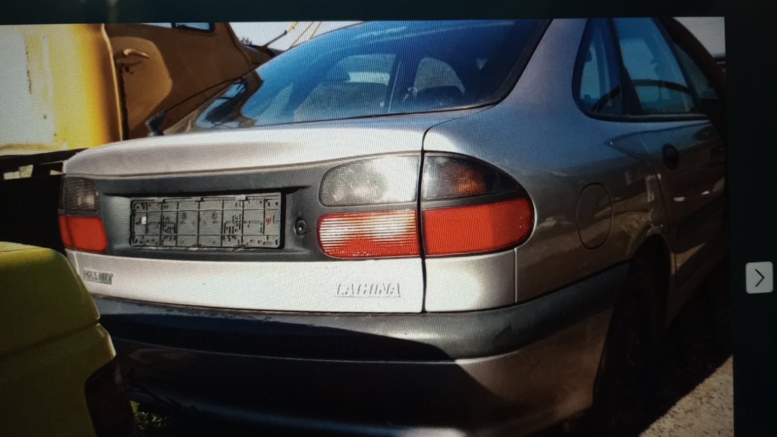 Renault Laguna 2.0 - изображение 1