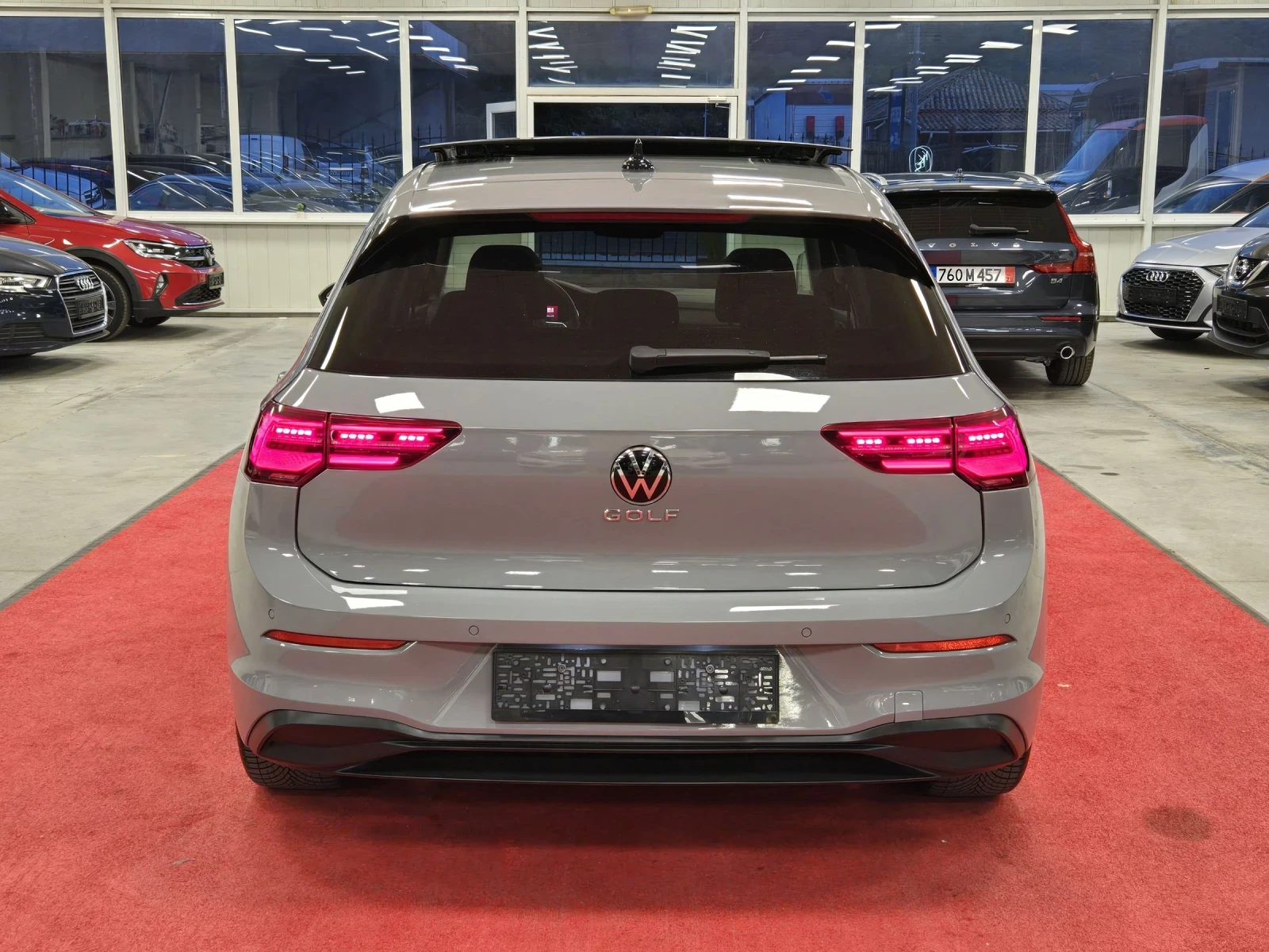 VW Golf VIII | 2.0TDI 150hp | DSG7 | IQ Light | Digital |  - изображение 5