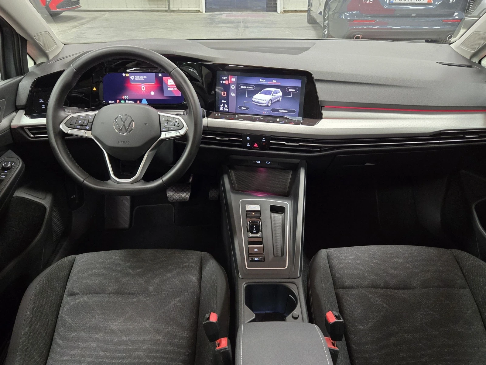 VW Golf VIII | 2.0TDI 150hp | DSG7 | IQ Light | Digital |  - изображение 9