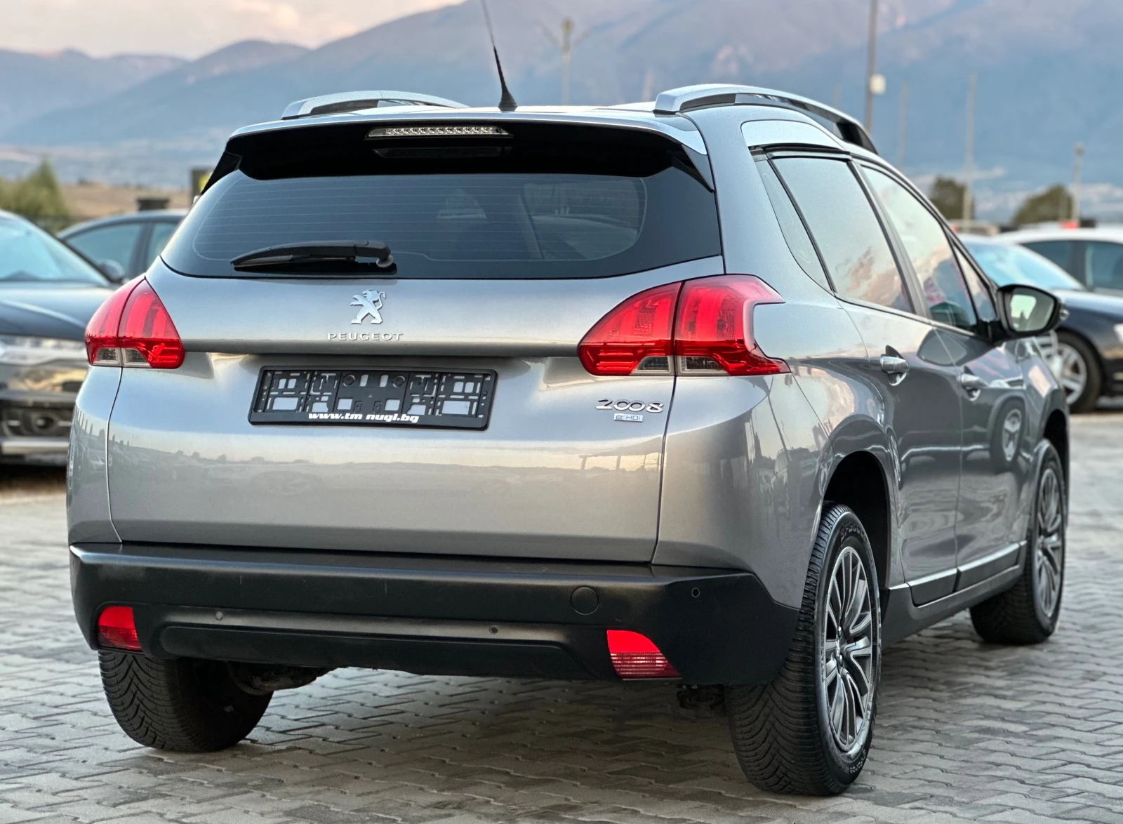 Peugeot 2008 1.6e-HDI* LED* TOP*  - изображение 6