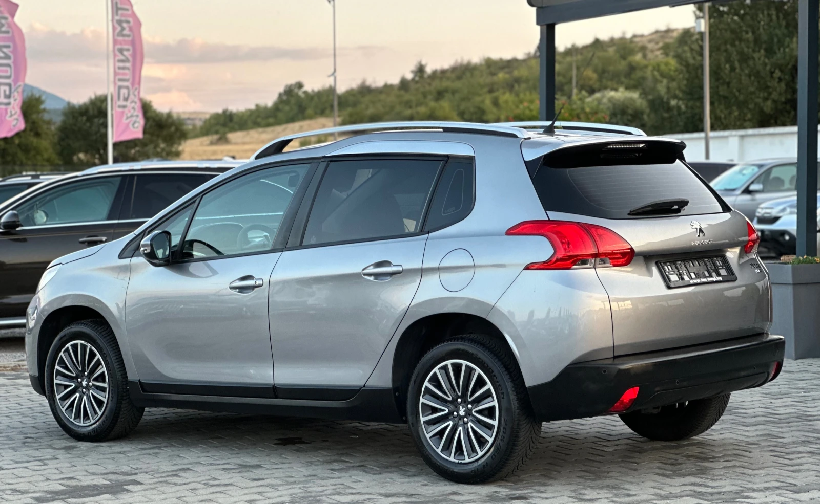 Peugeot 2008 1.6e-HDI* LED* TOP*  - изображение 4