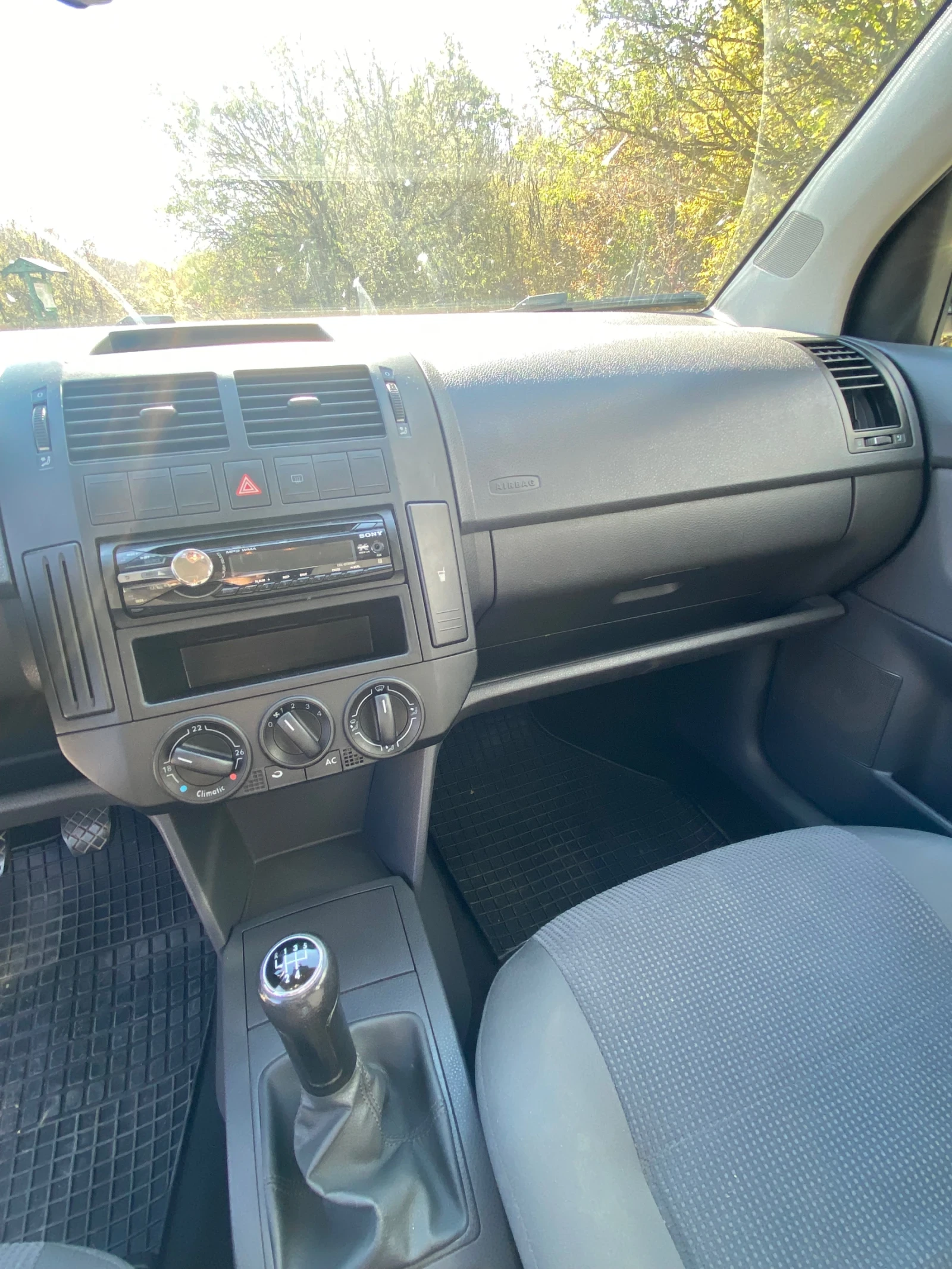 VW Polo 1.4 TDI  - изображение 8