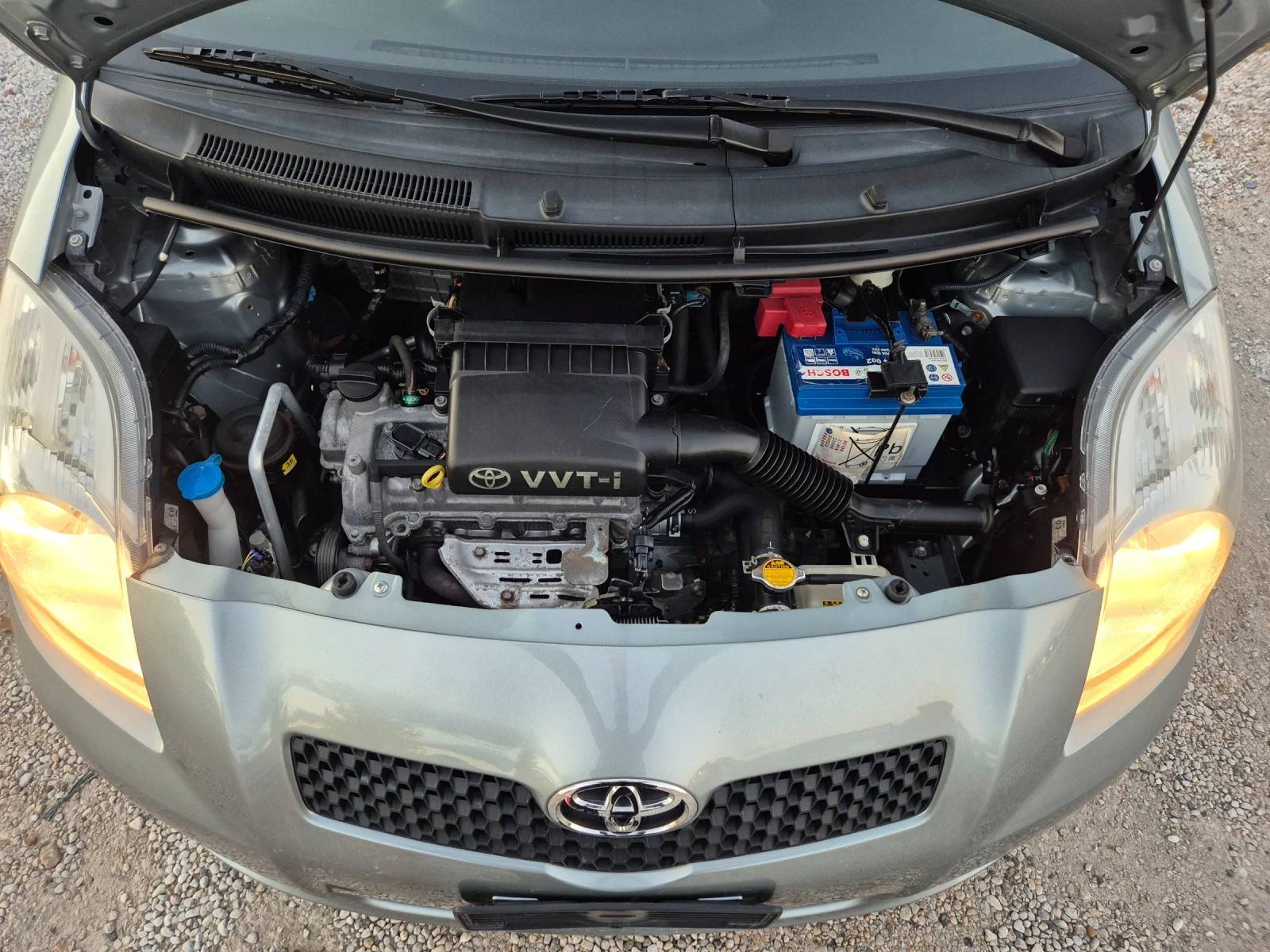 Toyota Yaris 1.3 Benzin  - изображение 9