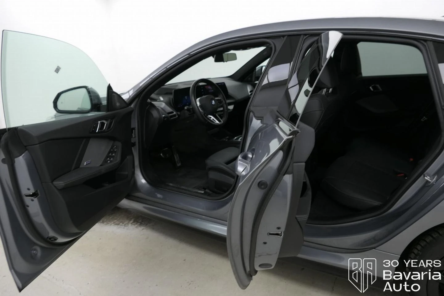 BMW 220 i Gran Coupe M Sport Paket Steptronic | Mobile.bg   5