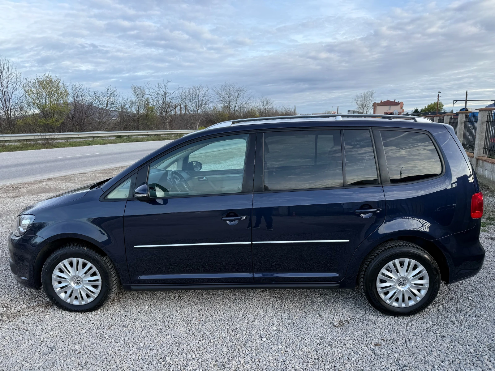 VW Touran 1.6 tdi 105kc | Mobile.bg � ����������� 9