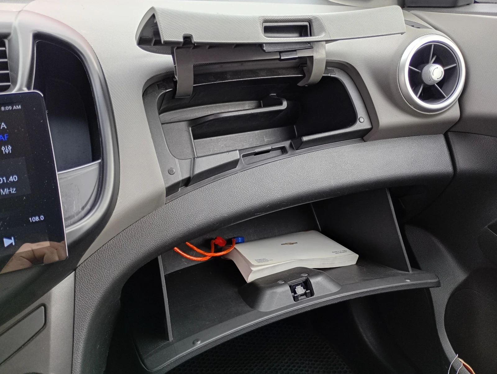 Chevrolet Aveo LT300 GT, снимка 13 - Автомобили и джипове - 53729020