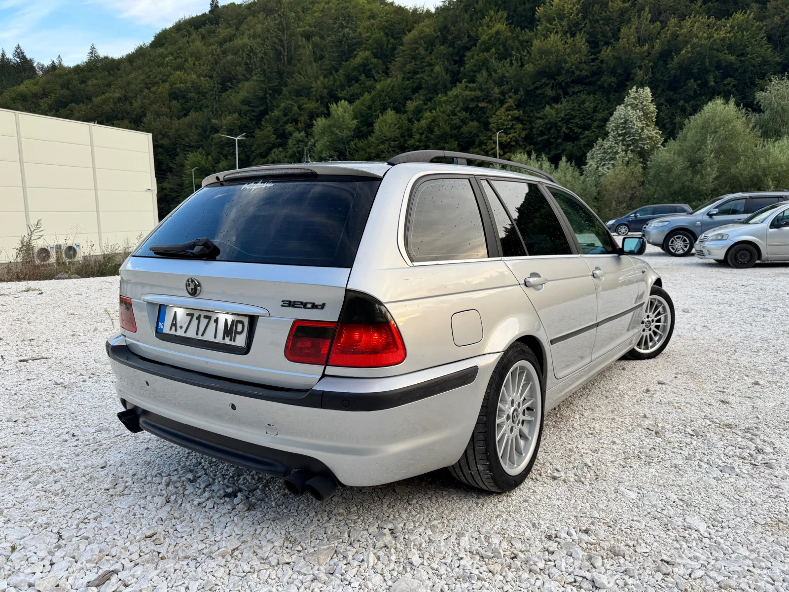 BMW 330, снимка 5 - Автомобили и джипове - 53893060