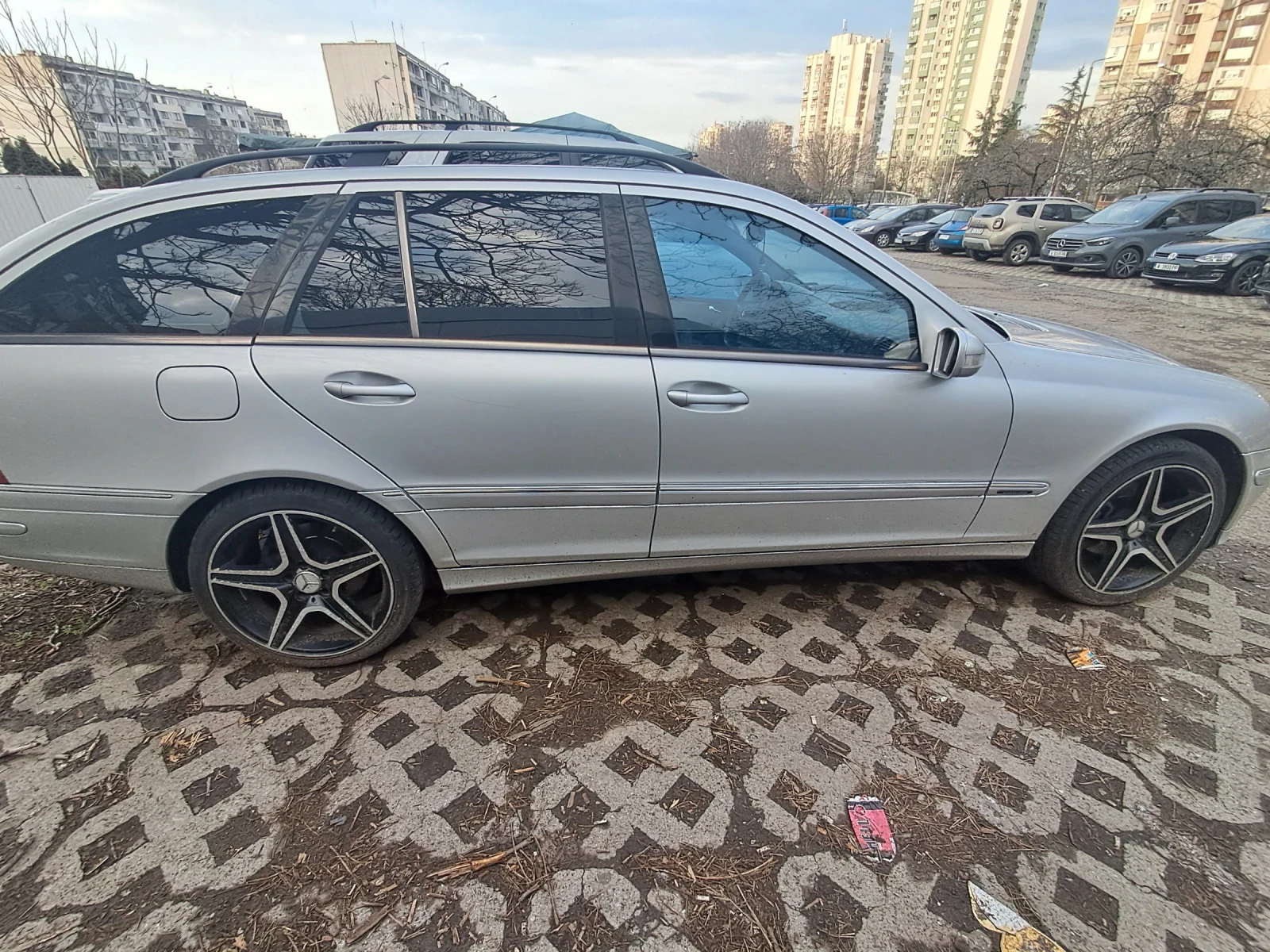 Mercedes-Benz C 220 CDI Avangarde, снимка 2 - Автомобили и джипове - 54045040