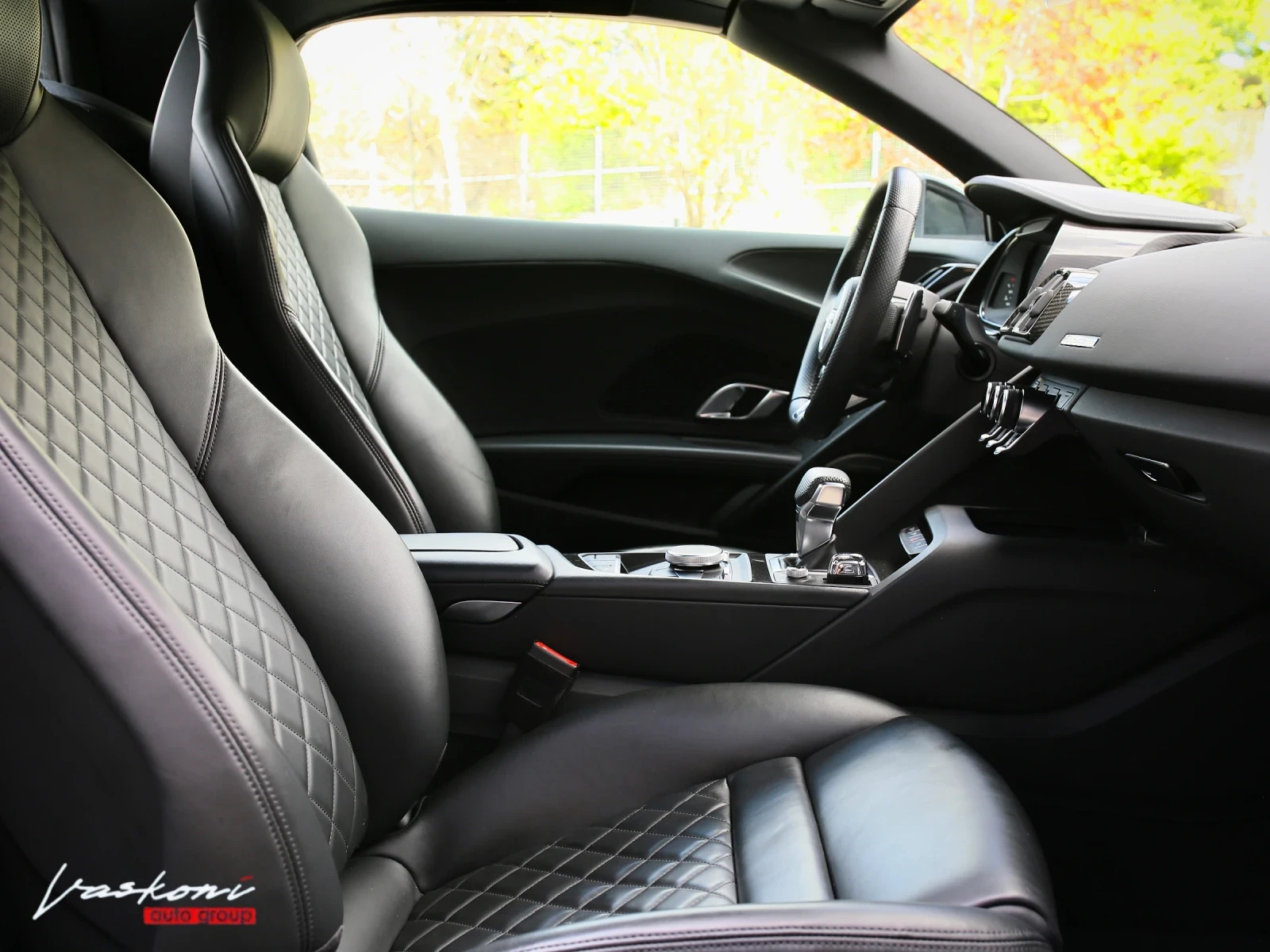 Audi R8 V10 SPYDER PERFORMANCE FULL CARBON CERAMIC, снимка 16 - Автомобили и джипове - 54300870