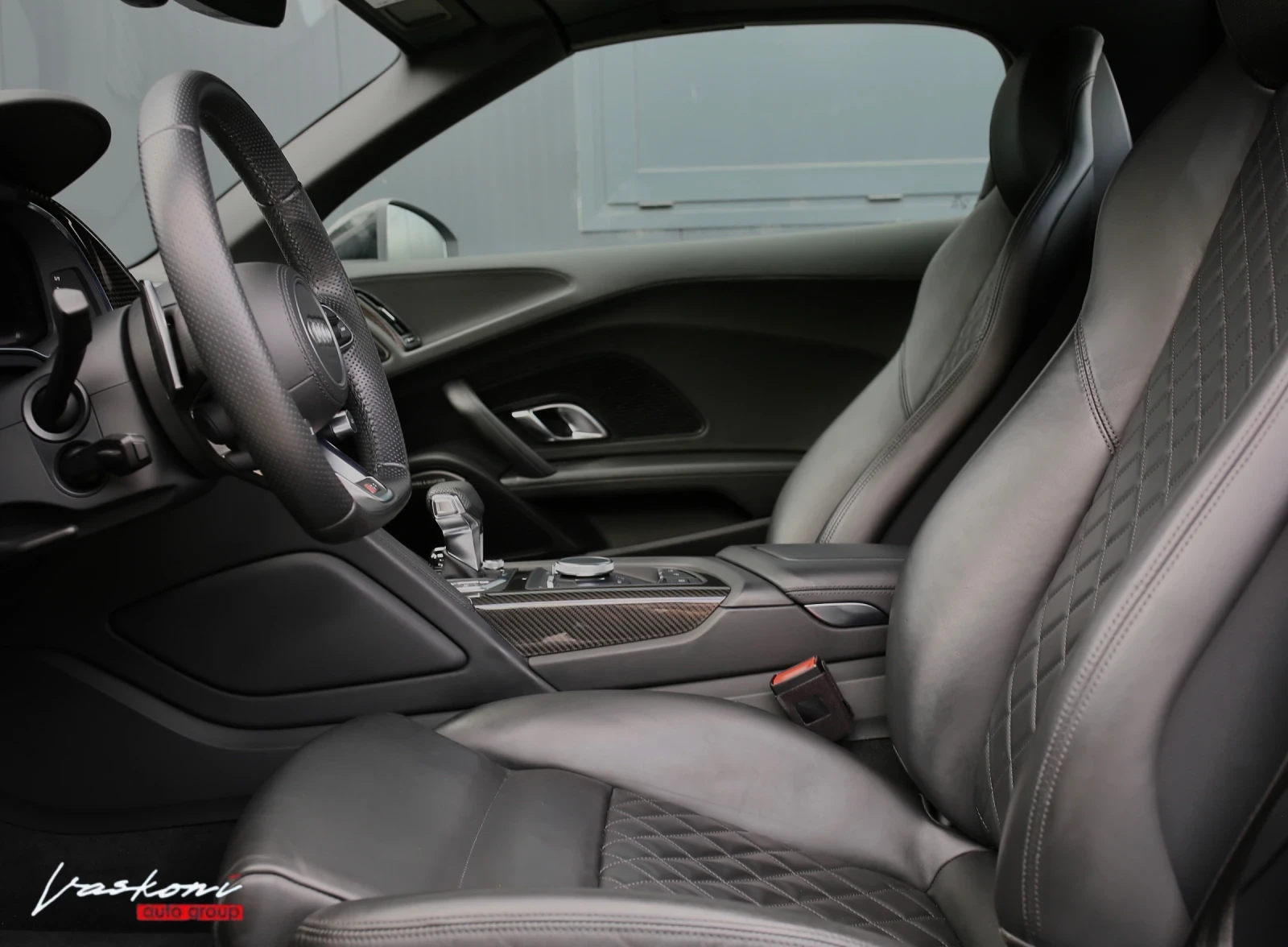 Audi R8 V10 SPYDER PERFORMANCE FULL CARBON CERAMIC, снимка 8 - Автомобили и джипове - 54300870