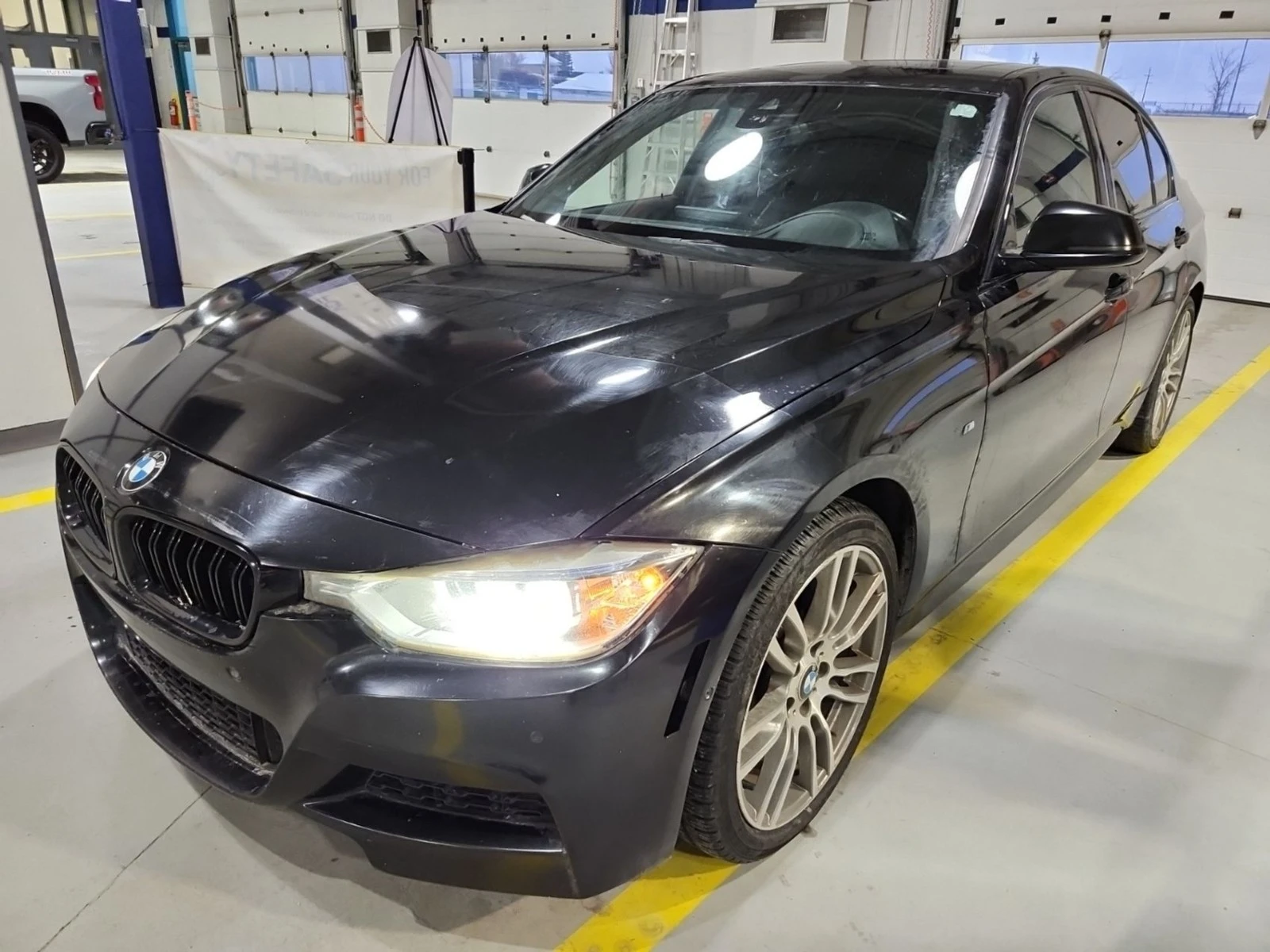 BMW 335 MPACK* ПОДГРЕВ* КАМЕРА* KEYLESSHARMAN* 