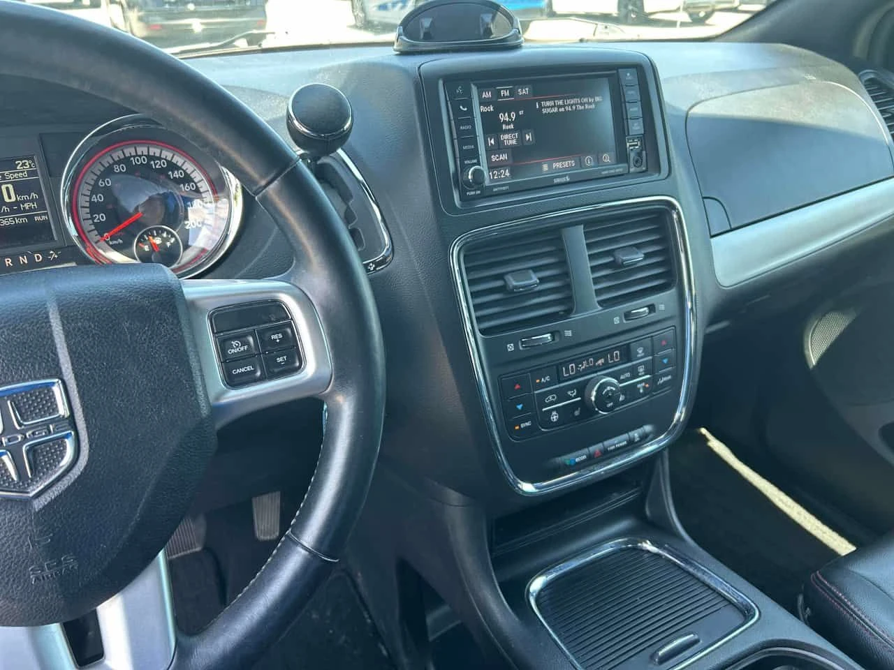 Dodge Caravan * GT * АВТОКРЕДИТ БЕЗ ПЪРВОНАЧАЛНА ВННОСКА* , снимка 9 - Автомобили и джипове - 54965647