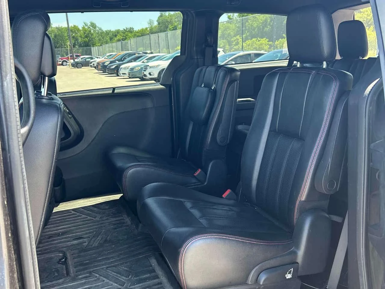 Dodge Caravan * GT * АВТОКРЕДИТ БЕЗ ПЪРВОНАЧАЛНА ВННОСКА* , снимка 10 - Автомобили и джипове - 54965647