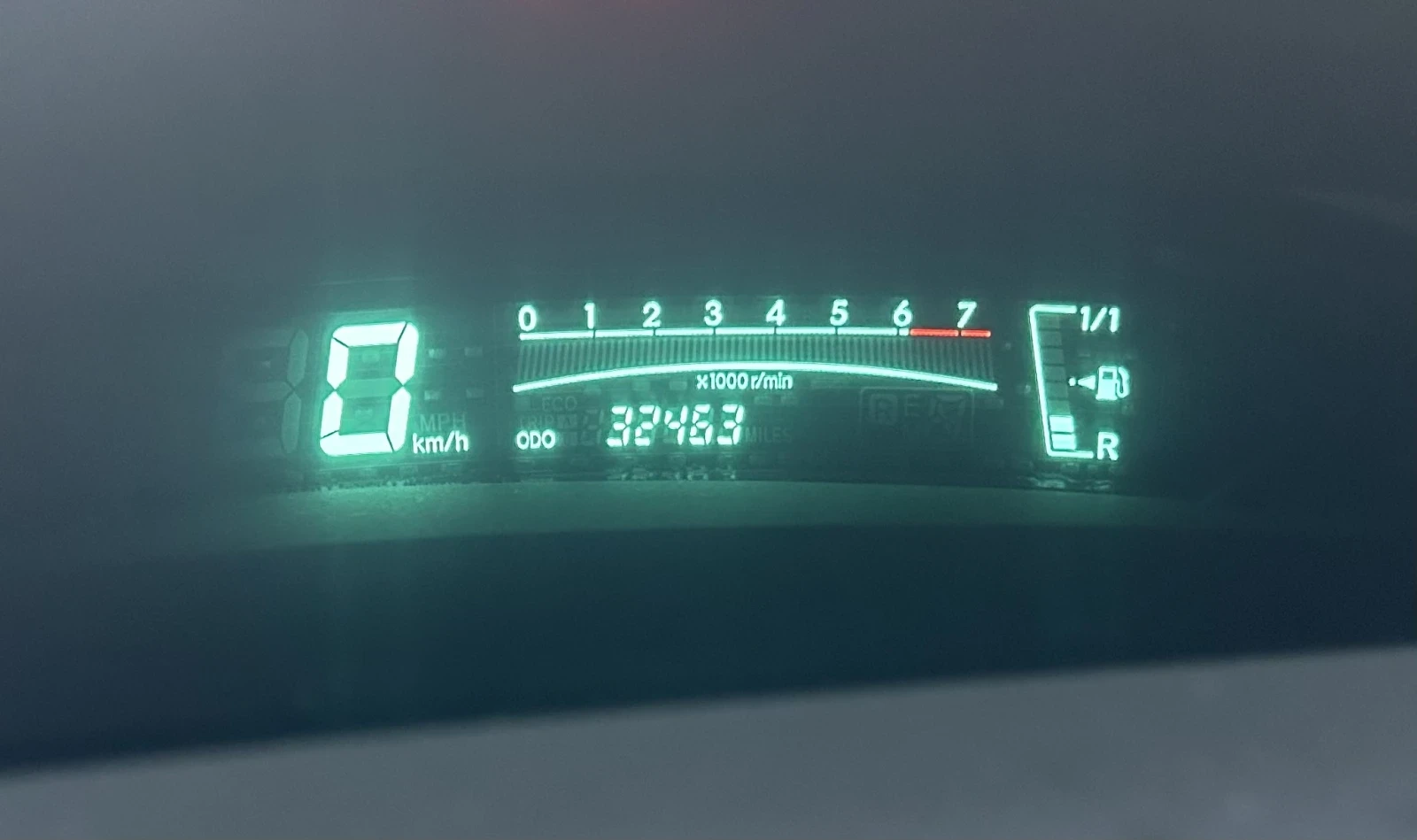 Toyota Yaris 32.500км !!! 1.3i, 101HP, снимка 2 - Автомобили и джипове - 55003797