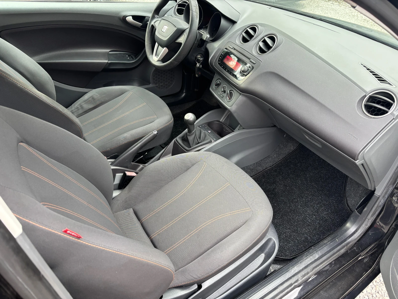 Seat Ibiza 1.4 БЕНЗИН , снимка 9 - Автомобили и джипове - 55267265