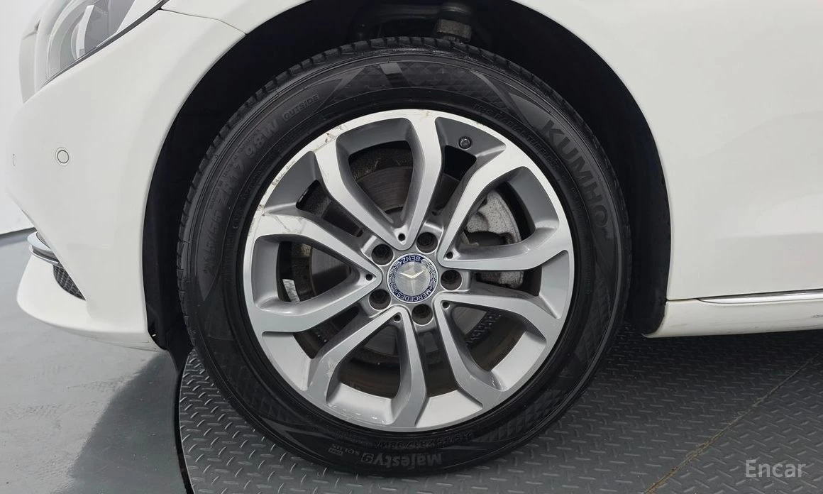 Mercedes-Benz C 220, снимка 5 - Автомобили и джипове - 55722480