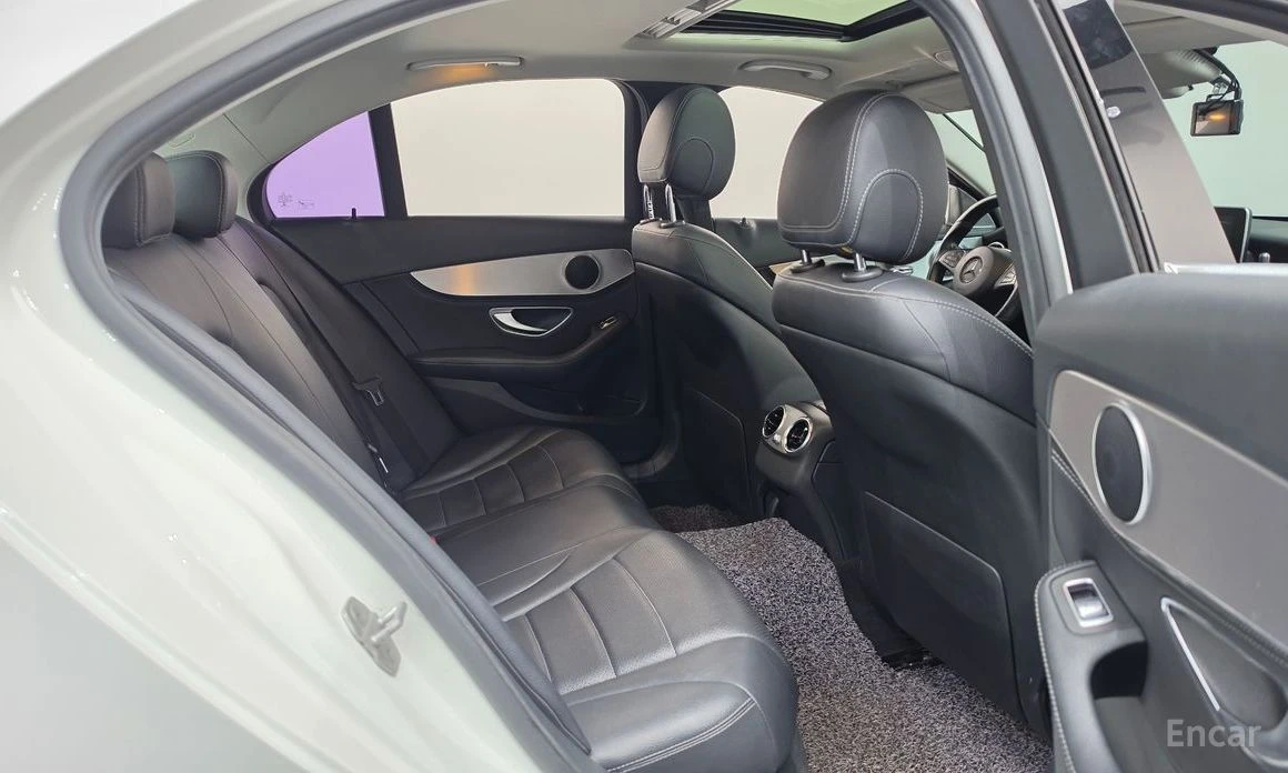 Mercedes-Benz C 220, снимка 11 - Автомобили и джипове - 55722480