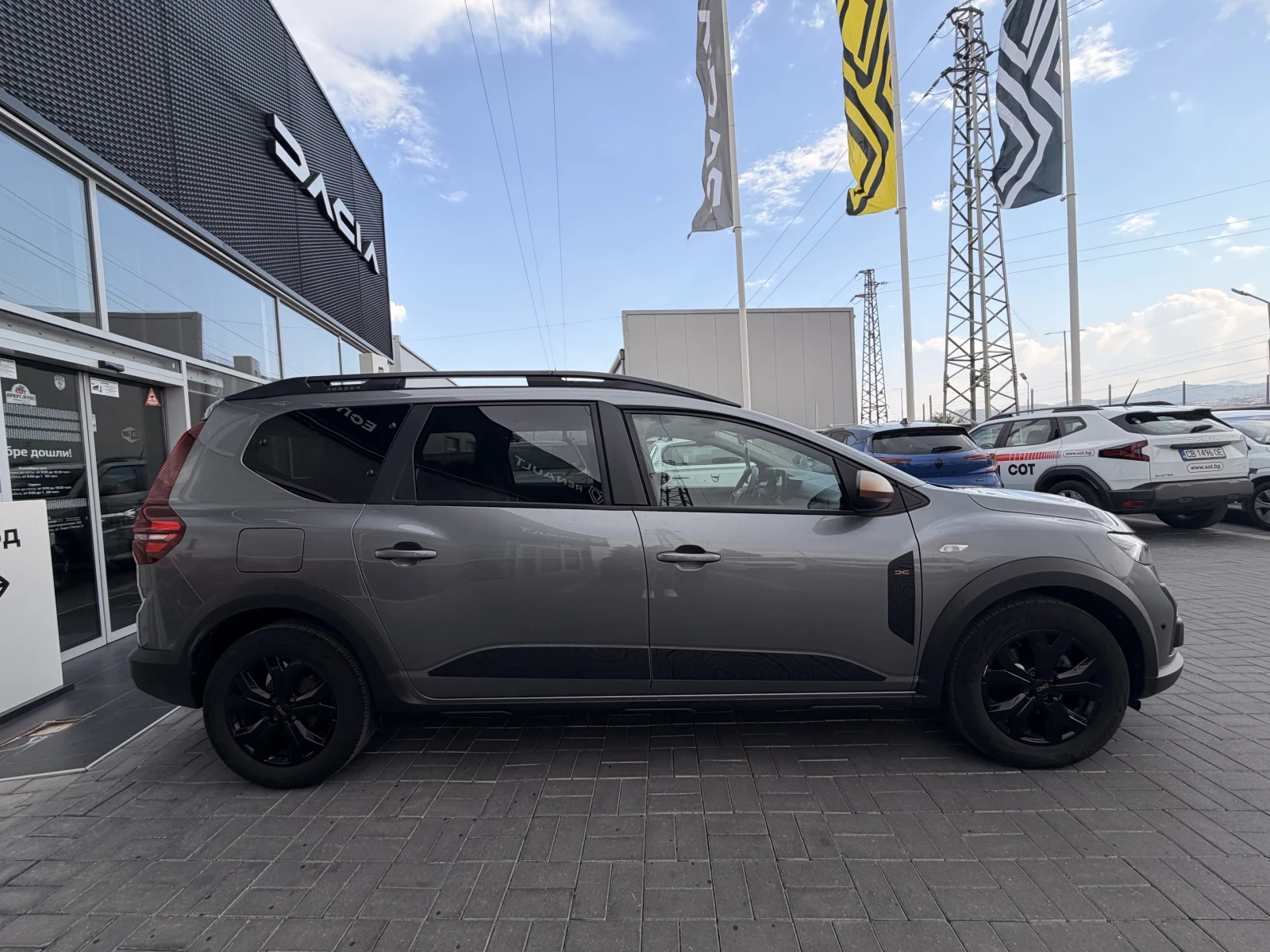 Dacia Jogger 1.0Tce/100к.с./ECO-G/EXTREME, снимка 5 - Автомобили и джипове - 55926891