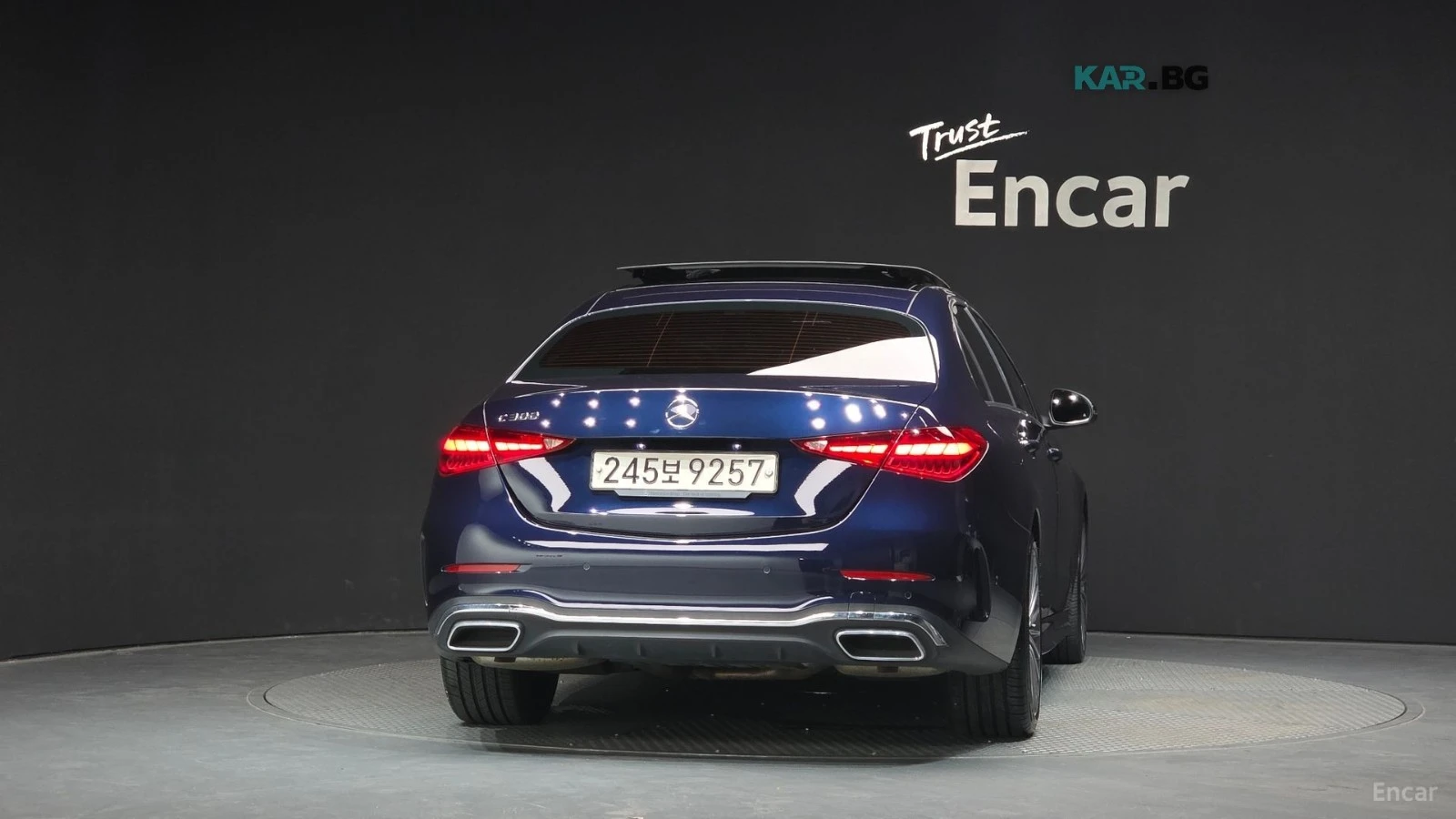 Mercedes-Benz C 300 AMG* HEADUP* 360 CAM* ОБДУХВАНЕ* ПАМЕТ* ПОДГРЕВ, снимка 4 - Автомобили и джипове - 56070663