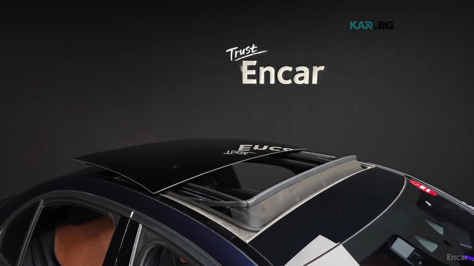 Mercedes-Benz C 300 AMG* HEADUP* 360 CAM* ОБДУХВАНЕ* ПАМЕТ* ПОДГРЕВ, снимка 17 - Автомобили и джипове - 56070663