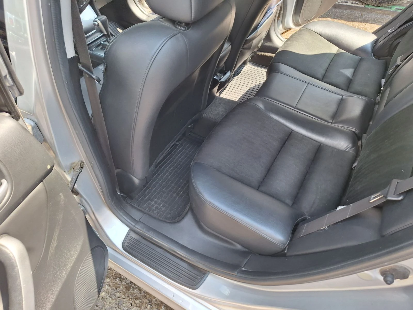 Honda Accord 2, 4 Vi-TEC, снимка 11 - Автомобили и джипове - 56135744