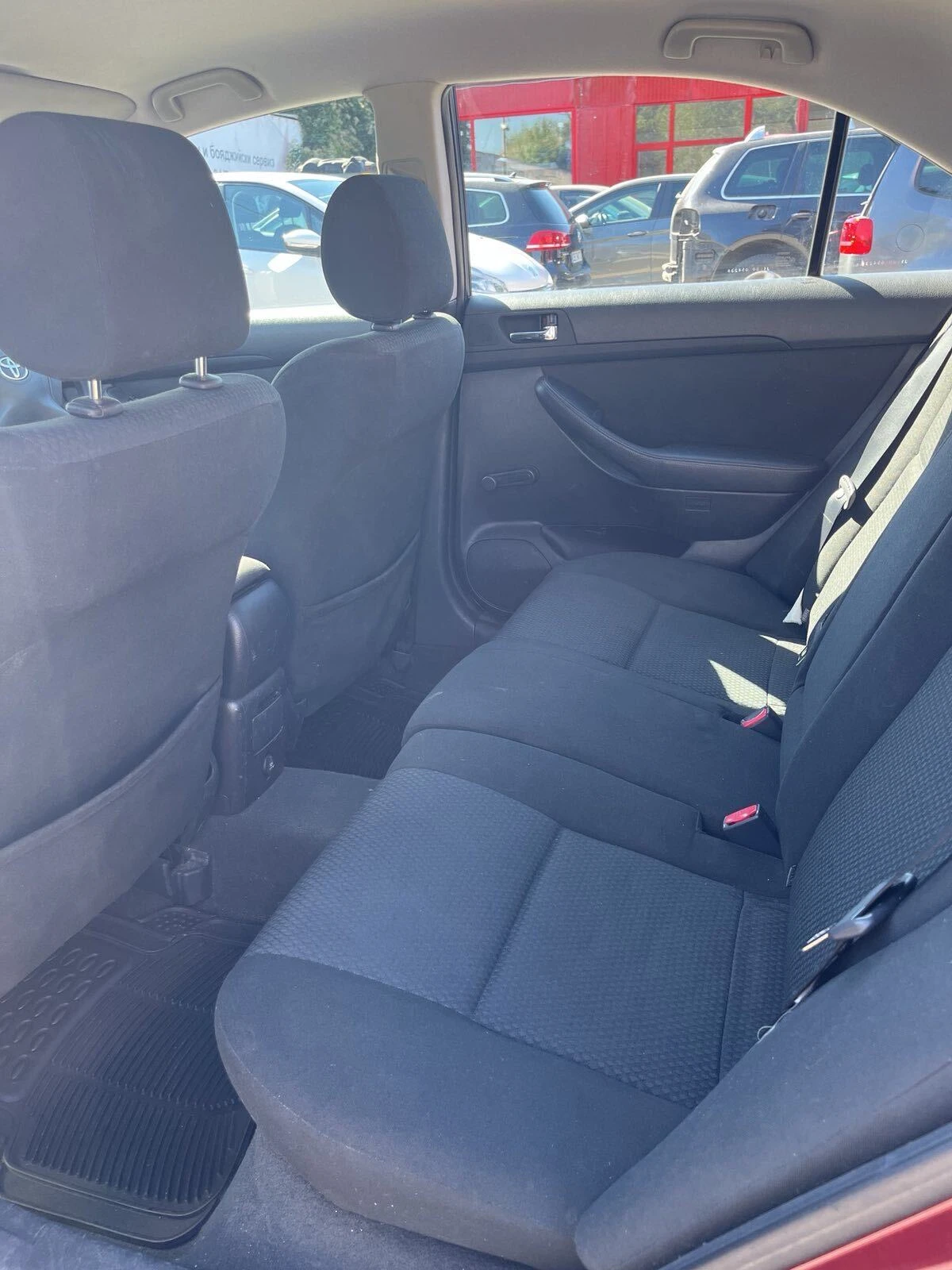 Toyota Avensis, снимка 15 - Автомобили и джипове - 56505290