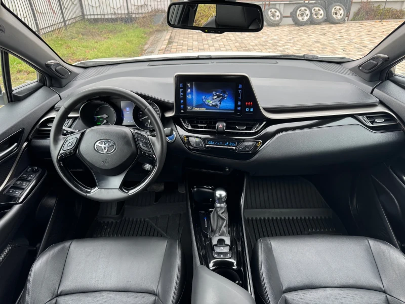 Toyota C-HR Hybrid/LED/JBL/Кожа/История/Гаранция, снимка 11 - Автомобили и джипове - 48562562