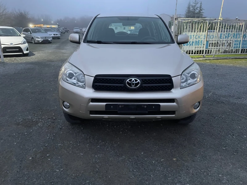 Toyota Rav4 2.0 ШВЕЙЦАРИЯ, снимка 4 - Автомобили и джипове - 48426585