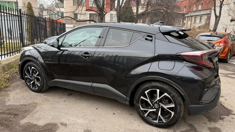 Toyota C-HR Hybrid HSD , снимка 3 - Автомобили и джипове - 48587143