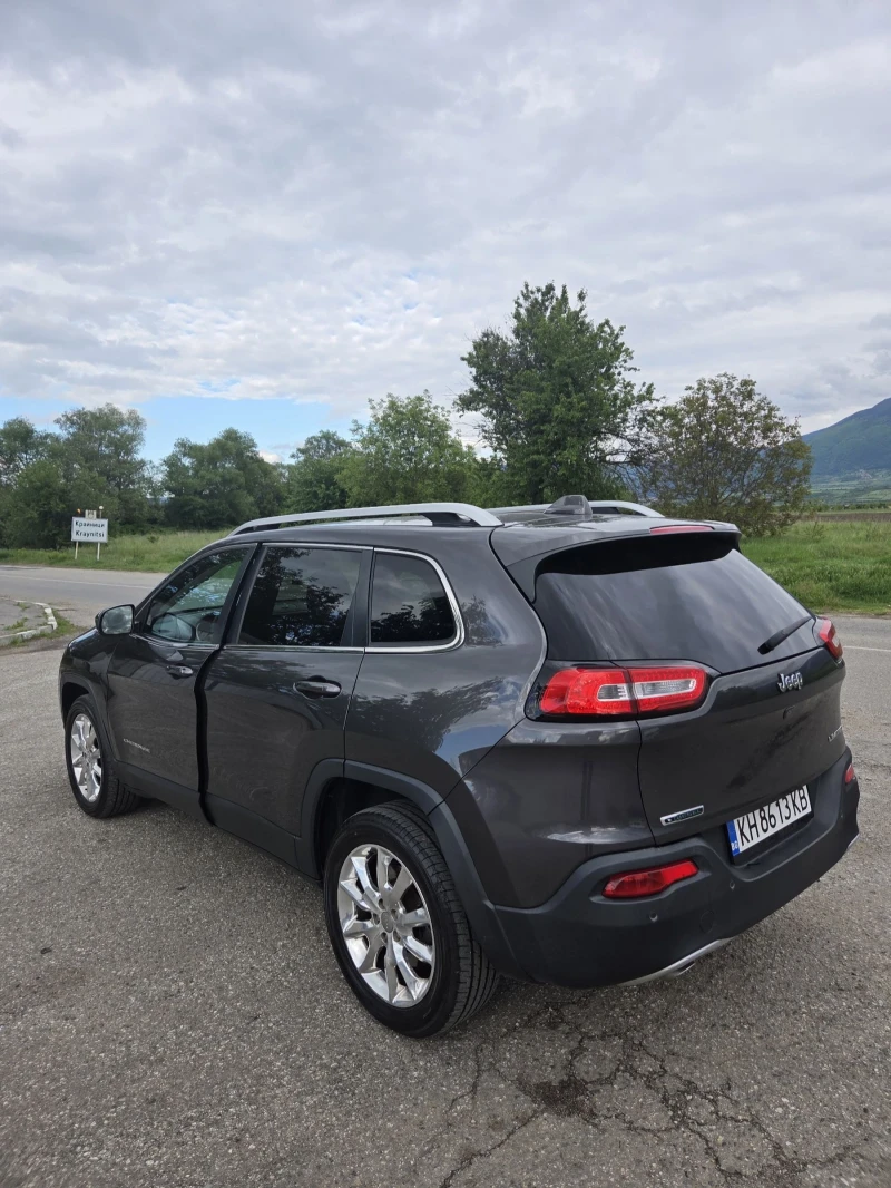Jeep Cherokee 2.0, снимка 5 - Автомобили и джипове - 52580568