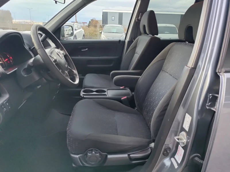 Honda Cr-v 2.0i-VTEC Face Автоматик Швейцария 4x4, снимка 9 - Автомобили и джипове - 52495638